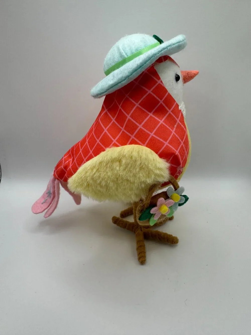 Target Spritz Featherly Friends Bird Primrose 2022 Easter Figurine
